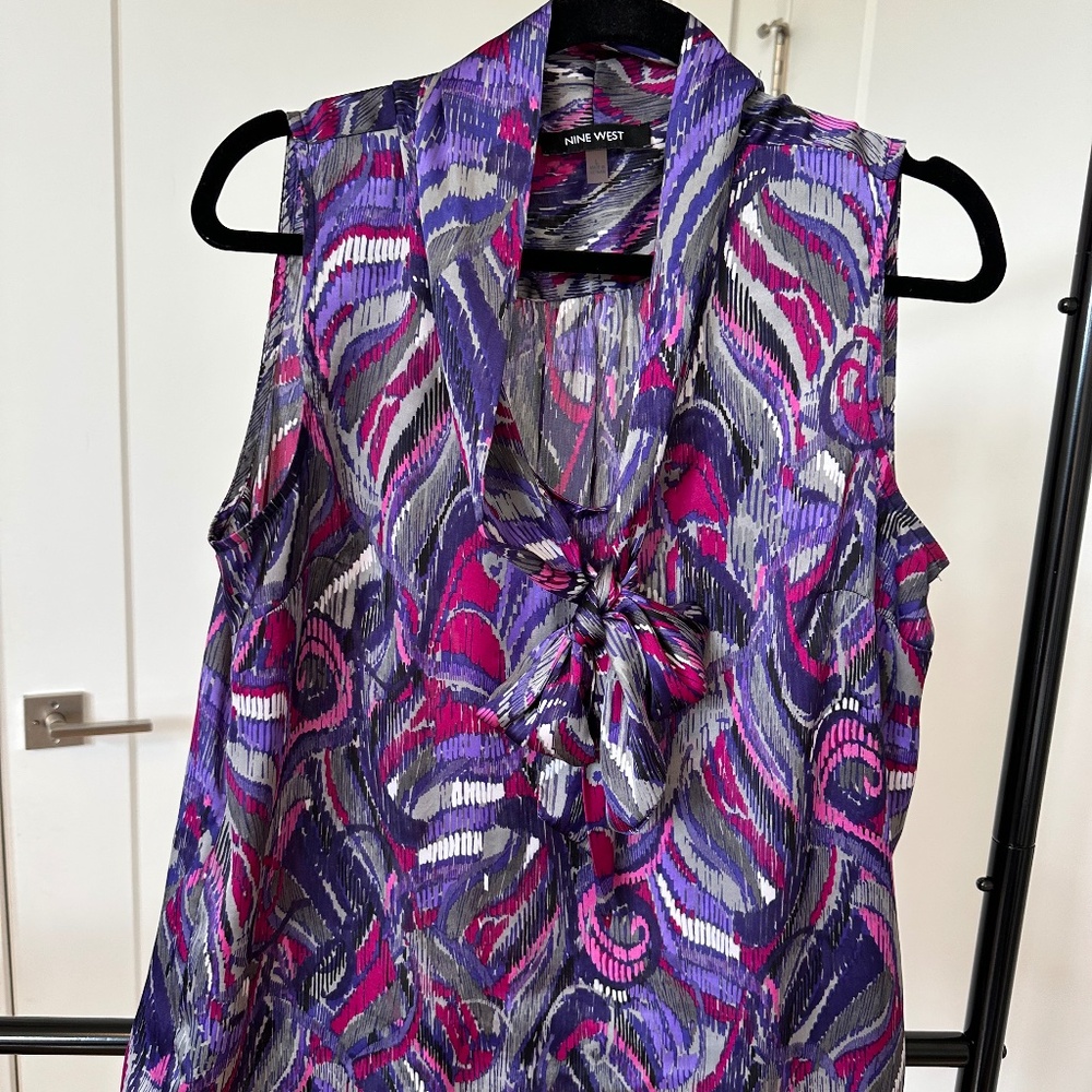 Nine West House - sleeveless, front tie, purple pattern